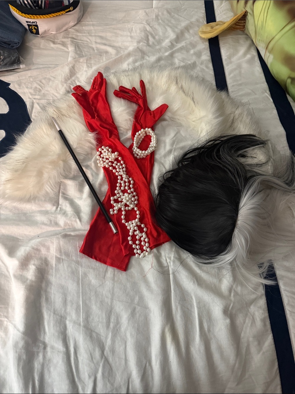 Cruella Deville accessories for women